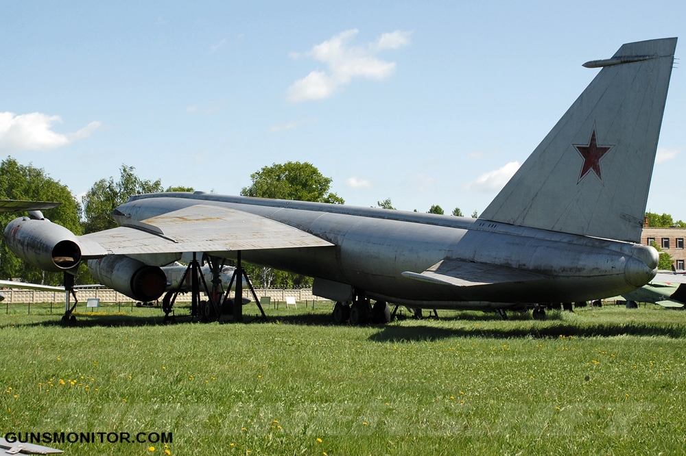 بمبافکن استراتژیک شوروی سابق(+عکس) بمبافکن استراتژیک شوروی سابق(+عکس)