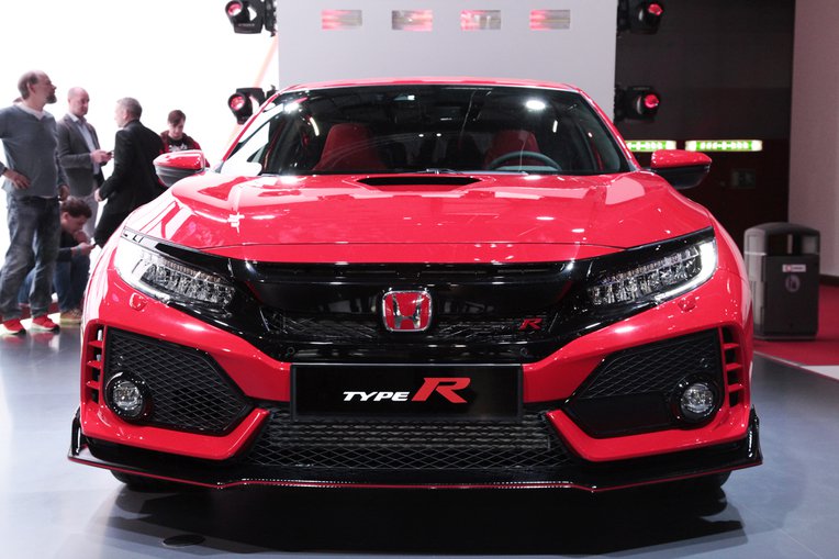 سریع‌ترین ابرخودروهای نمایشگاه ژنو کدامند؟