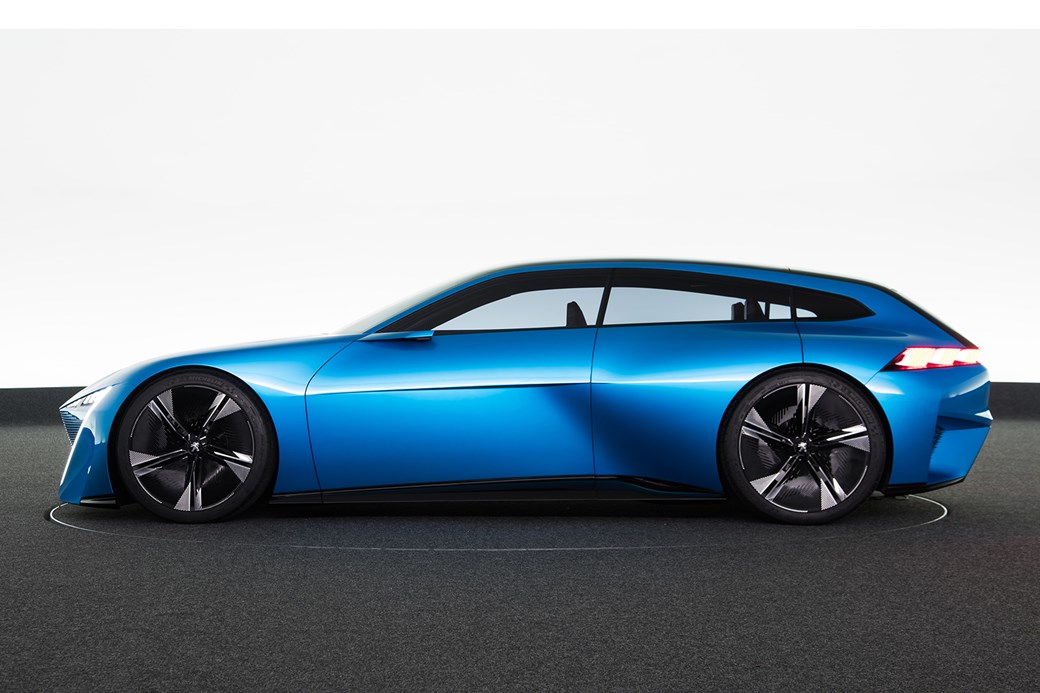 این ستاره پژو را در ژنو ببینید این ستاره پژو را در ژنو ببینید