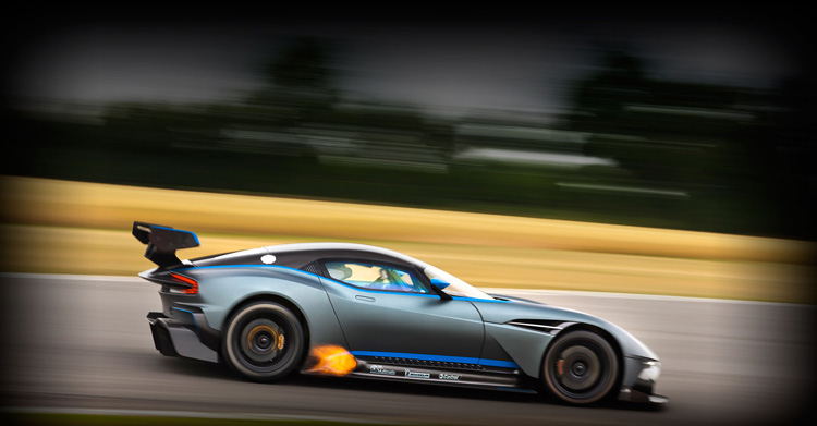 استون مارتین ولکان به خیابان ها می آید استون مارتین ولکان به خیابان ها می آید