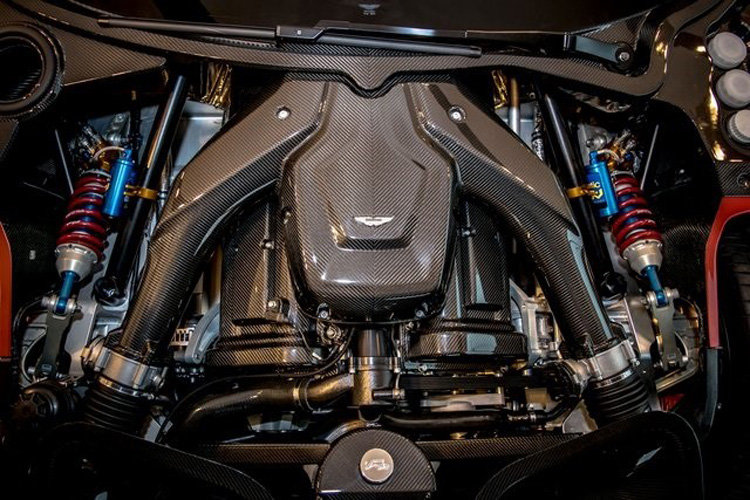 استون مارتین ولکان به خیابان ها می آید استون مارتین ولکان به خیابان ها می آید