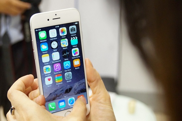 پلیس آمریکا یک آیفون دیگر را هم هک کرد