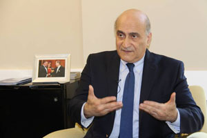 مشاور سیاست خارجی ترامپ : شاید ترامپ به توافق هسته ای جدیدی با ایران برسد مشاور سیاست خارجی ترامپ : شاید ترامپ به توافق هسته ای جدیدی با ایران برسد