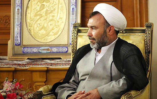 نماینده سابق مجلس: در صورت حضور احمدی نژاد بخشی از اصول‌گرایان از روحانی حمایت می‌کنند/ احمال معرفی نامزدی تازه از سوی اصول‌گرایان