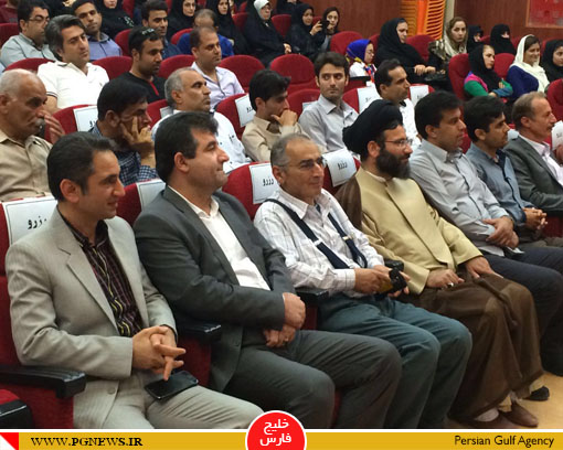 حضور یک امام جمعه پای سخنرانی زیباکلام/ زیباکلام: شاید از نشانه‎های ظهور باشد!