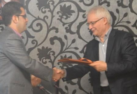 مدير جدید روابط عمومي بانك ايران زمين منصوب شد