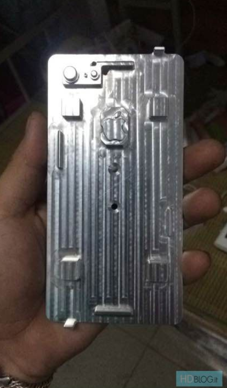 انتشار تصاویر جدید از پنل های آیفون 7 و 7 پلاس انتشار تصاویر جدید از پنل های آیفون 7 و 7 پلاس