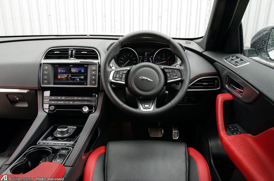 نبرد اف- پیس جگوار و ماکان پورشه نبرد اف- پیس جگوار و ماکان پورشه