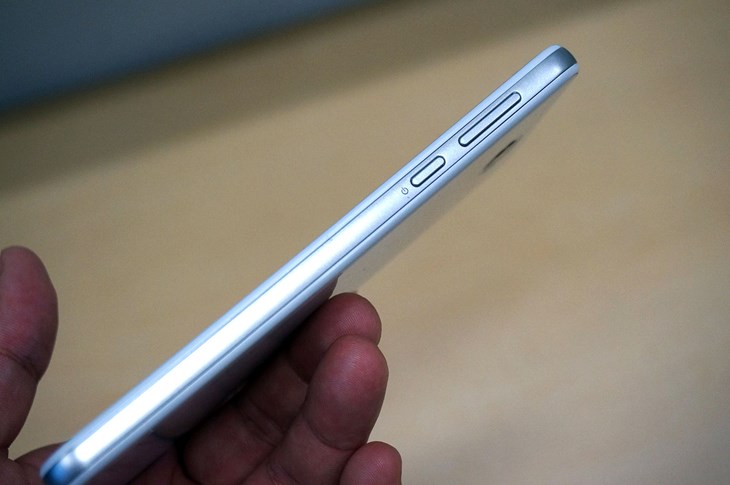 معرفی نخستین گوشی اندروید وان ضدآب جهان معرفی نخستین گوشی اندروید وان ضدآب جهان