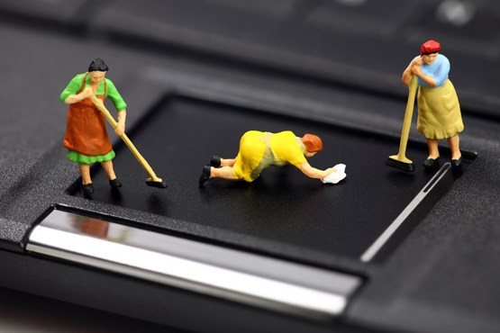 چگونه لپ تاپ خود را تمیز کنیم؟ چگونه لپ تاپ خود را تمیز کنیم؟