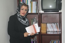 طراح لباس المپیکی ها برای جناب خان لباس می دوزد طراح لباس المپیکی ها برای جناب خان لباس می دوزد