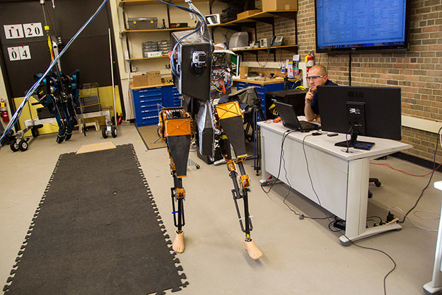 مارلو؛ رباتی که هرگز زمین نمی‌خورد+تصاویر