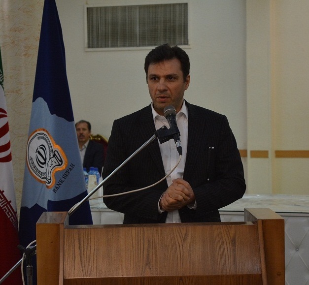 تقدیر از رئیس روابط عمومی بانک سپه