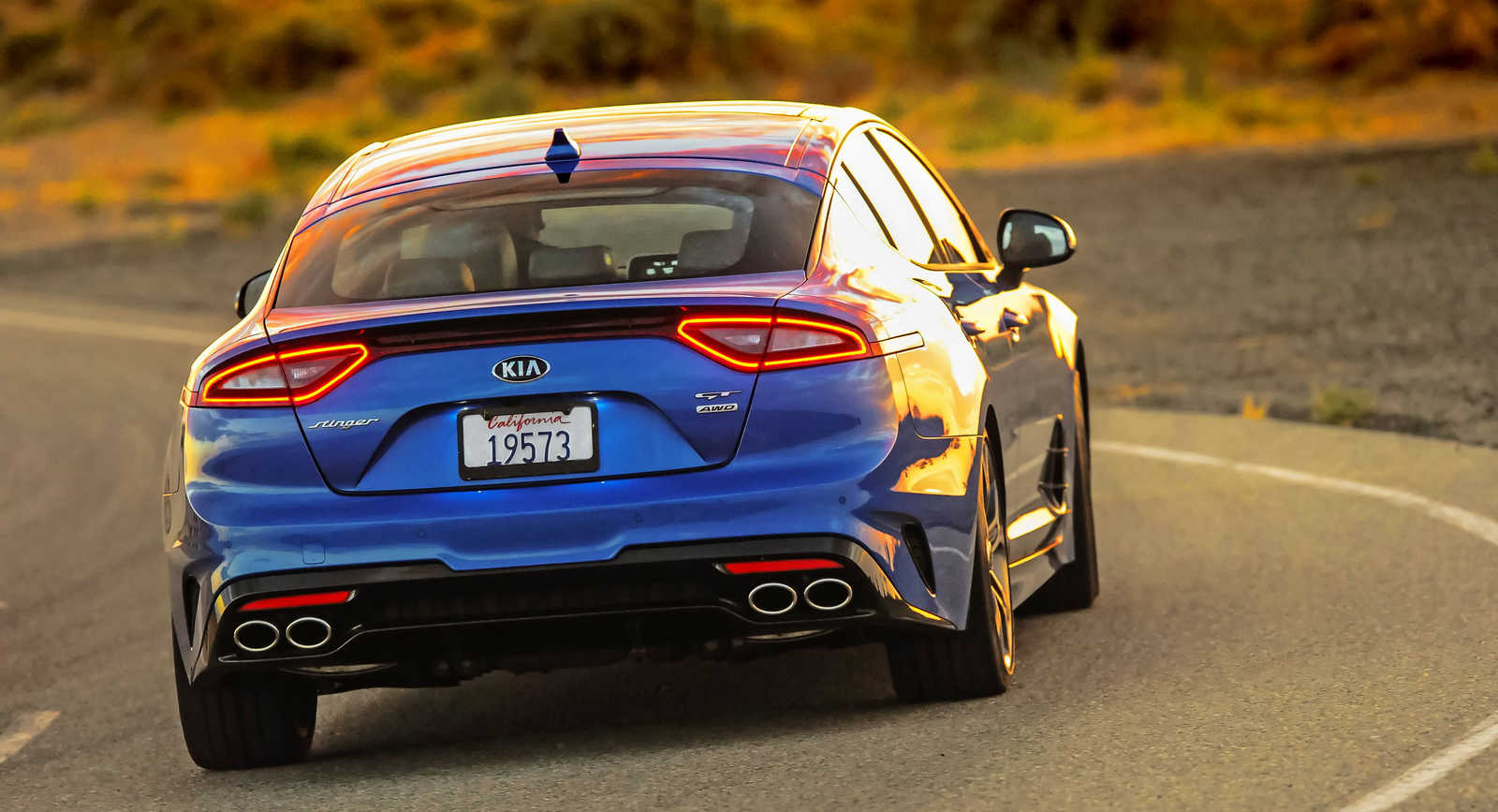 استینگر کیا با محرک قابلیت چهارچرخ و تجربه رانندگی مجازی در نمایشگاه دیترویت استینگر کیا با محرک قابلیت چهارچرخ و تجربه رانندگی مجازی در نمایشگاه دیترویت