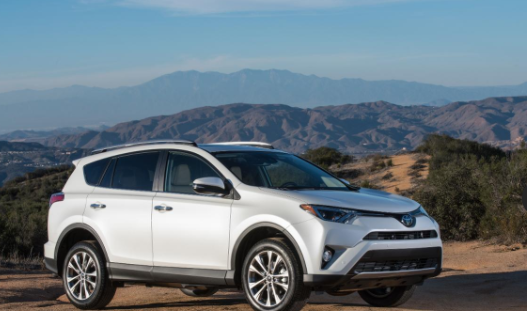 چهارشنبه/ 4 بهمن//محبوب‌ترین خودروهای جهان در سال 2017/  خودروها هنوز حکومت می‌کنند اما SUV ها در حال قدرتمند گرفتن هستند