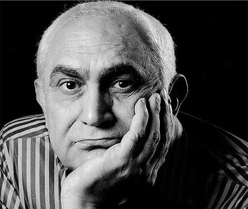 مجری و بازیگر تلویزیون عزادار شد (عکس)