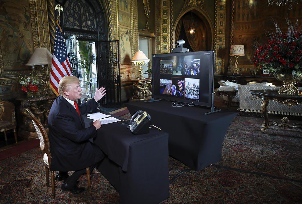 تماس ویدئویی ترامپ با فرماندهان نظامی آمریکا برای تبریک کریسمس (عکس)