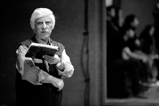 تلویزیون منهای فرّ دانایی؟