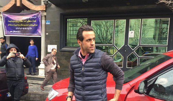 کریمی: پرسیدند من هم جواب دادم(+عکس) کریمی: پرسیدند من هم جواب دادم(+عکس)