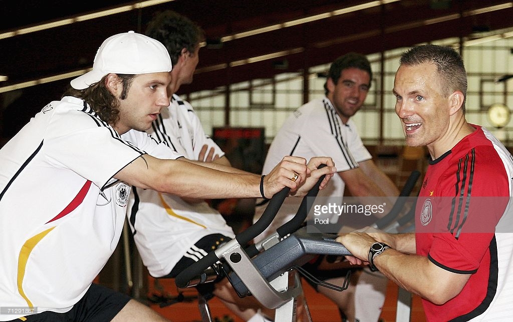 انتصاب یک ووشوکار شوخی خشن کی روش است؟ انتصاب یک ووشوکار شوخی خشن کی روش است؟