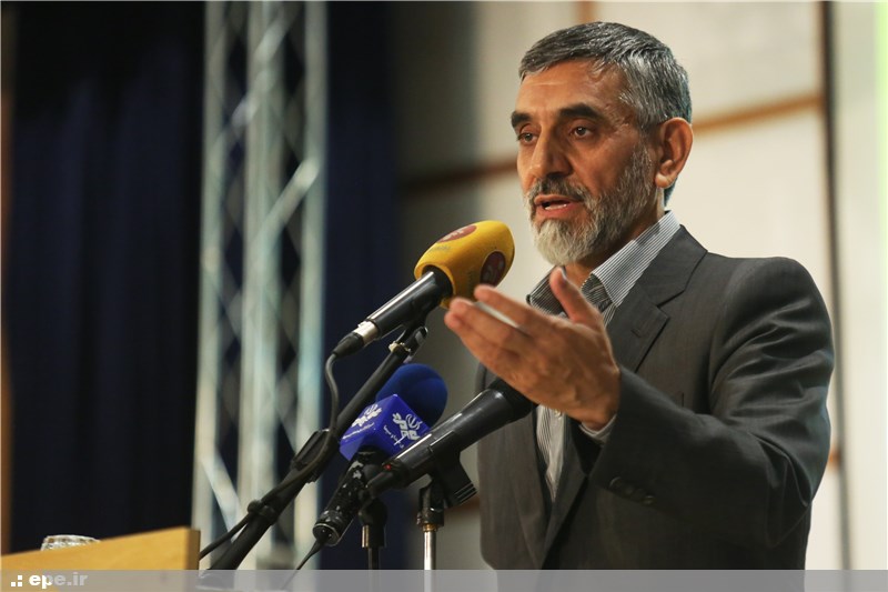 رییس ستاد مبارزه با قاچاق کالا و ارز: این ستاد خیلی تنبل و کند شده