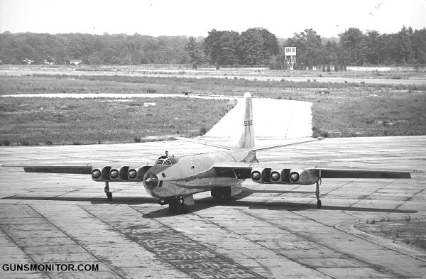 بمب افکنی که فقط دو نمونه از آن تولید شد!(+عکس)