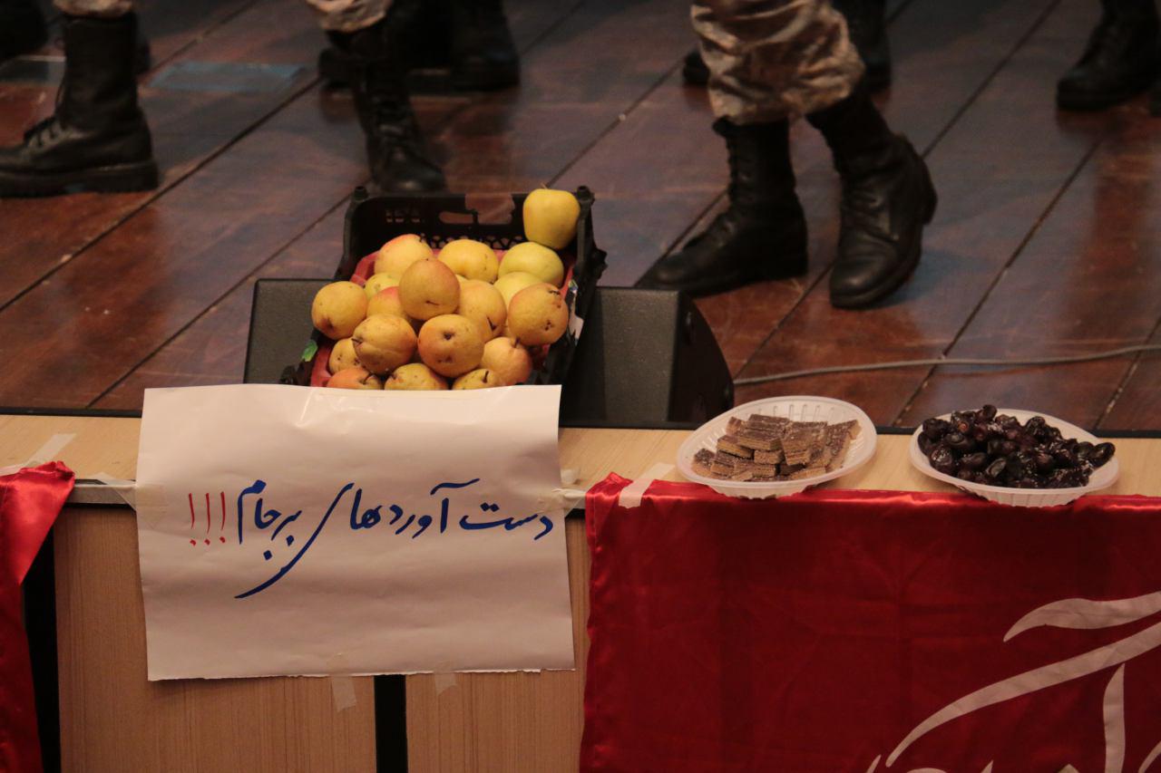 قول عربستان را باور کنیم اما دست دوستی فرانسه را نه؟ قول عربستان را باور کنیم اما دست دوستی فرانسه را نه؟