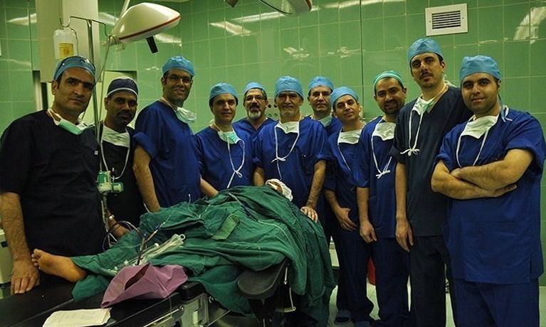 آن روی سکه پزشکان در ایران: «نمایش انسانیت» از سیستان و بلوچستان تا کرمانشاه آن روی سکه پزشکان در ایران: «نمایش انسانیت» از سیستان و بلوچستان تا کرمانشاه