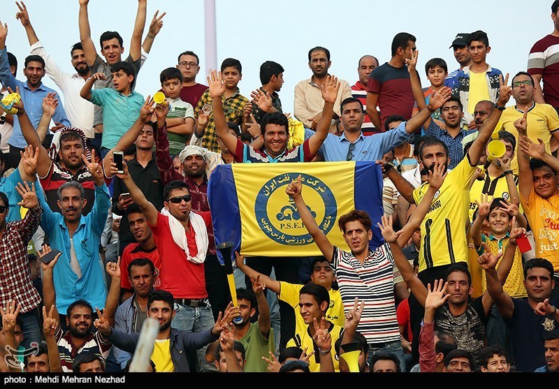 استقلال و شوق هواداران فوتبال جم استقلال و شوق هواداران فوتبال جم