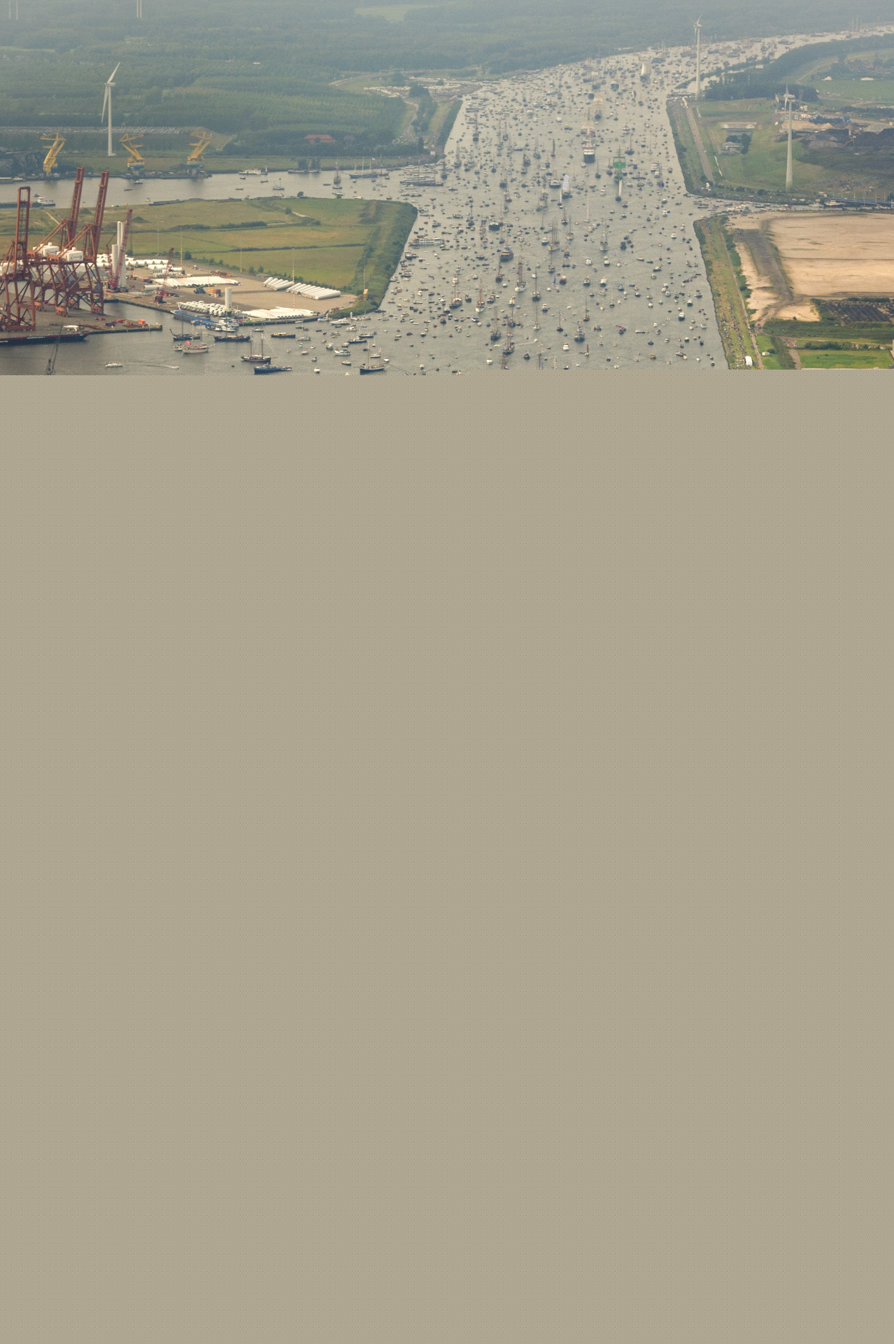 آمستردام از ترافیک سنگین قایق رنج می‌برد (+عکس)