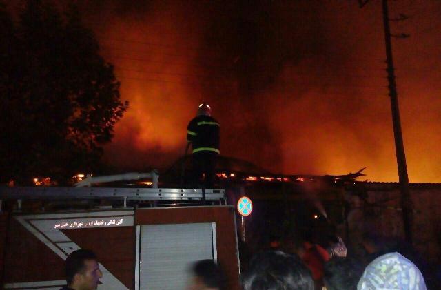 آتشسوزی در بازار بهشهر/ دستکم 10 مغازه در آتش سوخت آتشسوزی در بازار بهشهر/ دستکم 10 مغازه در آتش سوخت