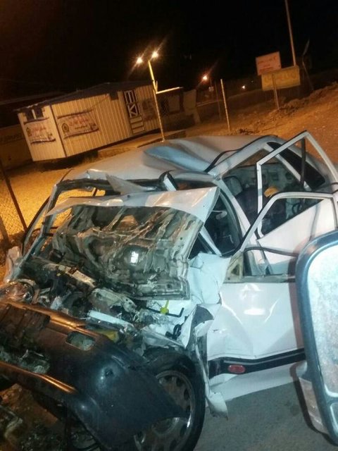 تصادف مرگبار اتوبوس با پراید در جاده یاسوج به اصفهان (+عکس) تصادف مرگبار اتوبوس با پراید در جاده یاسوج به اصفهان (+عکس)