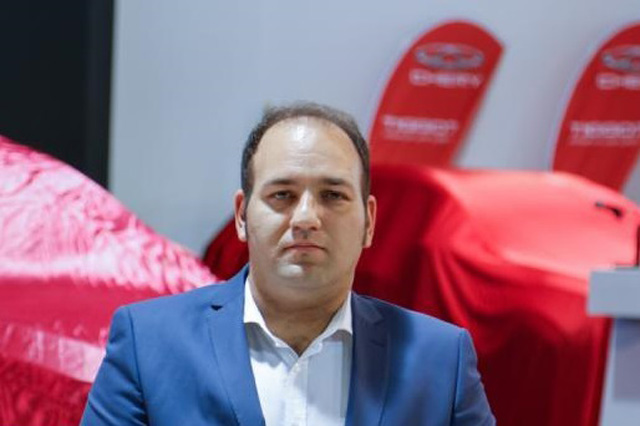 یک کارشناس خودرو: بالا رفتن قیمت خودرو باعث رکود بازار می شود