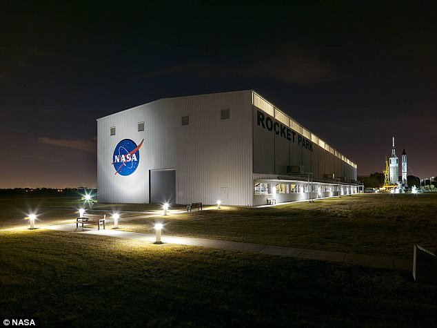 ناسا: اولین فردی که به مریخ میرود باید یک خانم باشد ناسا: اولین فردی که به مریخ میرود باید یک خانم باشد