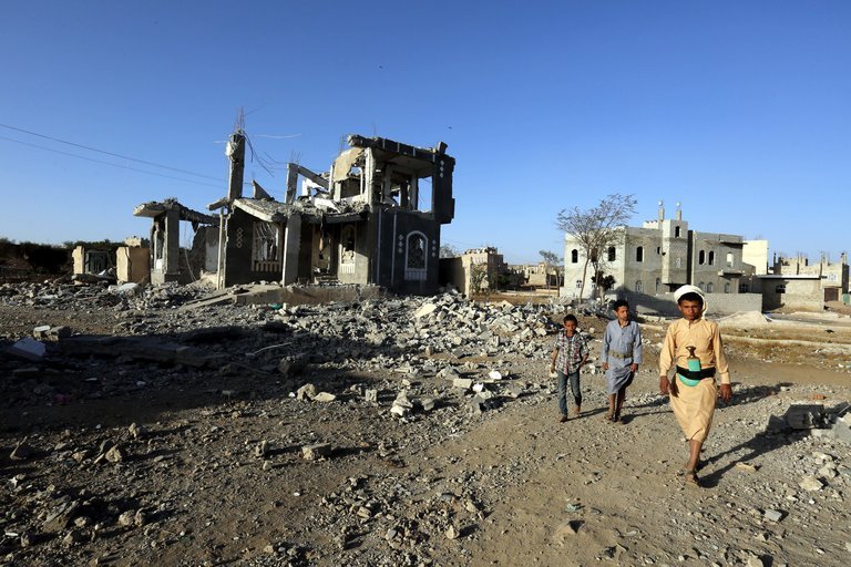 جنگ یمن؛ شلیک 7 موشک حوثی‌ها به سمت 5 شهر عربستان سعودی