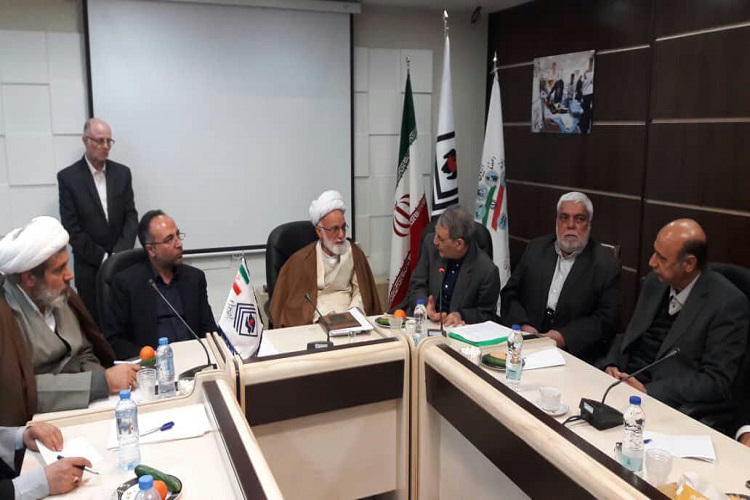 دری نجف آبادی رئیس هیات امنا انجمن خیریه حمایت از بیماران کلیوی ایران شد