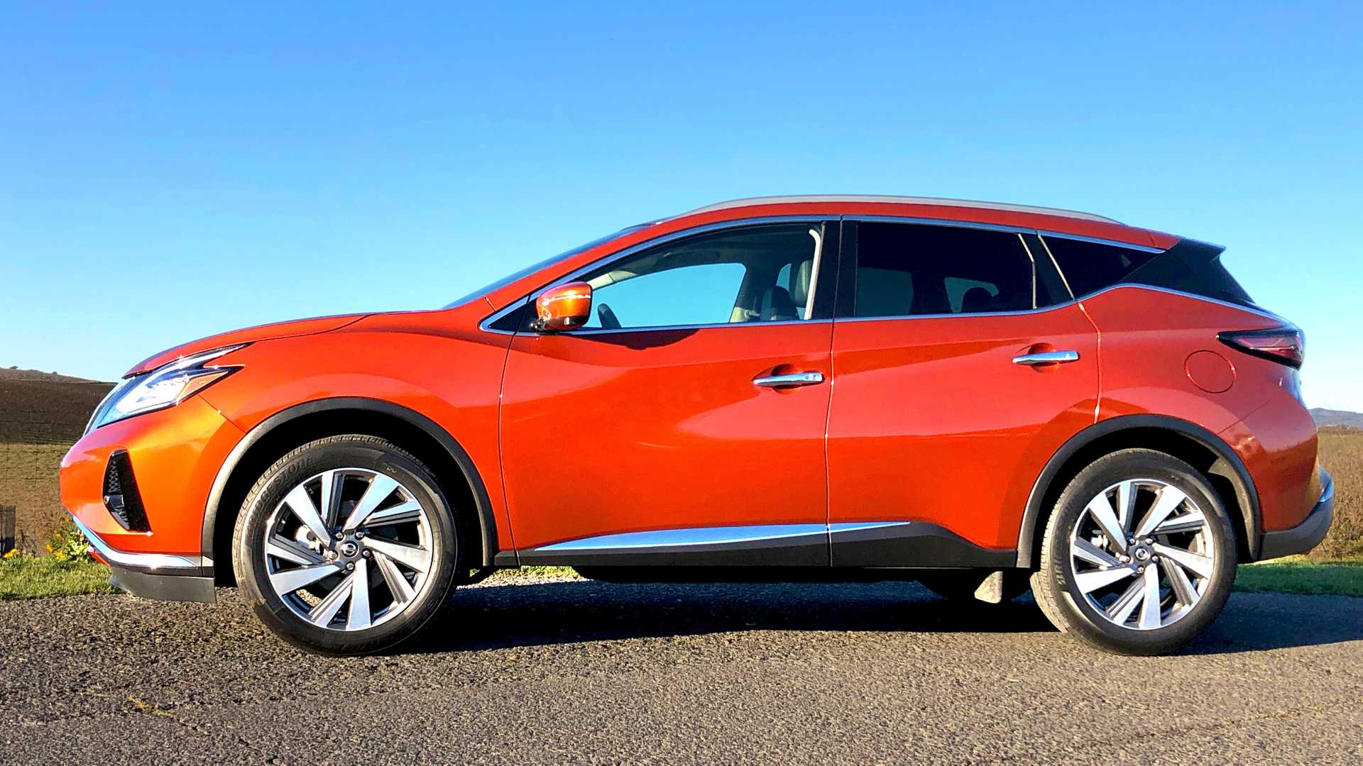 تست دوام رنگ در محفظه خورشیدی نیسان تست دوام رنگ در محفظه خورشیدی نیسان