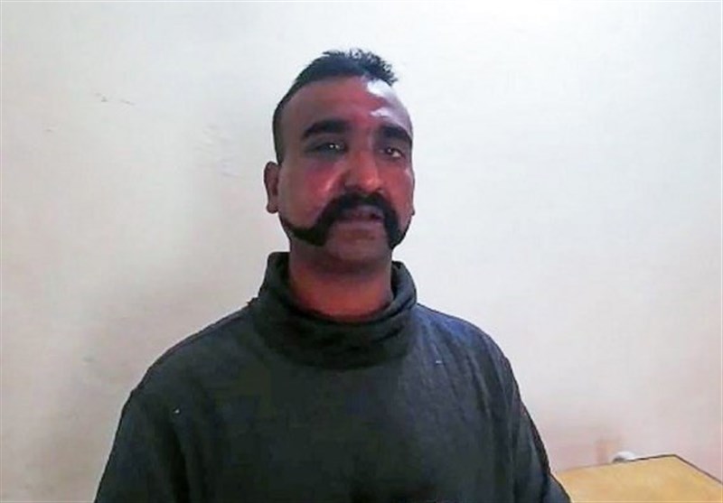 پاکستان امروز خلبان هندی را آزاد میکند پاکستان امروز خلبان هندی را آزاد میکند