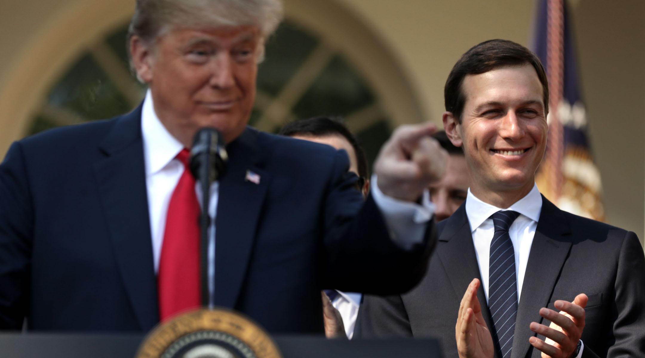 فشار ترامپ برای دسترسی دختر و دامادش به اطلاعات طبقه‌بندی