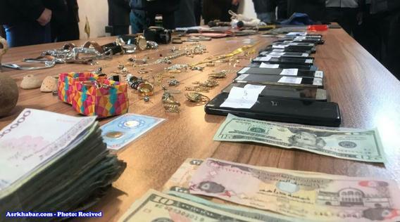 دستگیری اعضای باند سارقین منازل شمال شهر تهران (+عکس) دستگیری اعضای باند سارقین منازل شمال شهر تهران (+عکس)