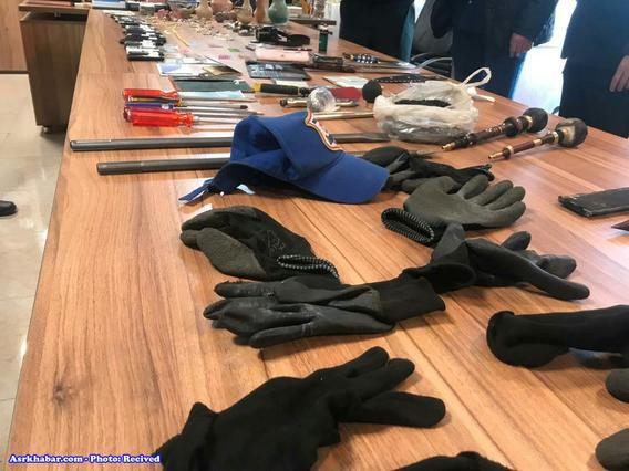 دستگیری اعضای باند سارقین منازل شمال شهر تهران (+عکس) دستگیری اعضای باند سارقین منازل شمال شهر تهران (+عکس)