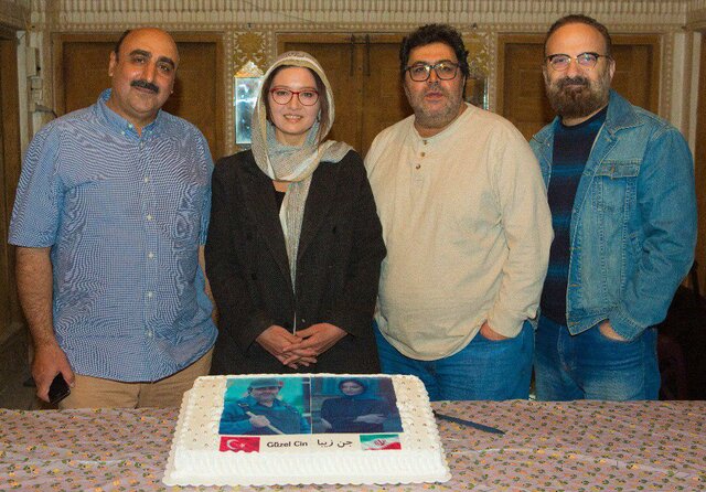 دلیل ممیزان صداوسیما برای سانسور تبلیغات فیلم «جن زیبا» دلیل ممیزان صداوسیما برای سانسور تبلیغات فیلم «جن زیبا»