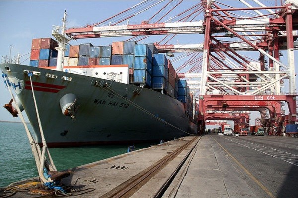 واگذاری مدیریت واحد مرزهای زمینی و دریایی به گمرک