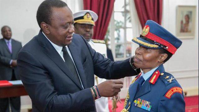 یک زن مسلمان اولین سرلشکر زن ارتش کنیا شد (+عکس)