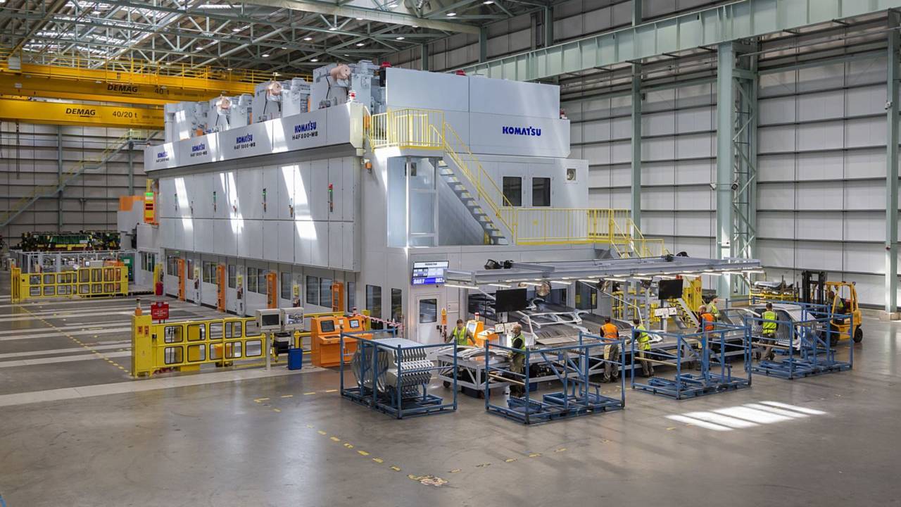 ورود نیسان جوک به باشگاه میلیونی‌ها (گزارش تصویری)