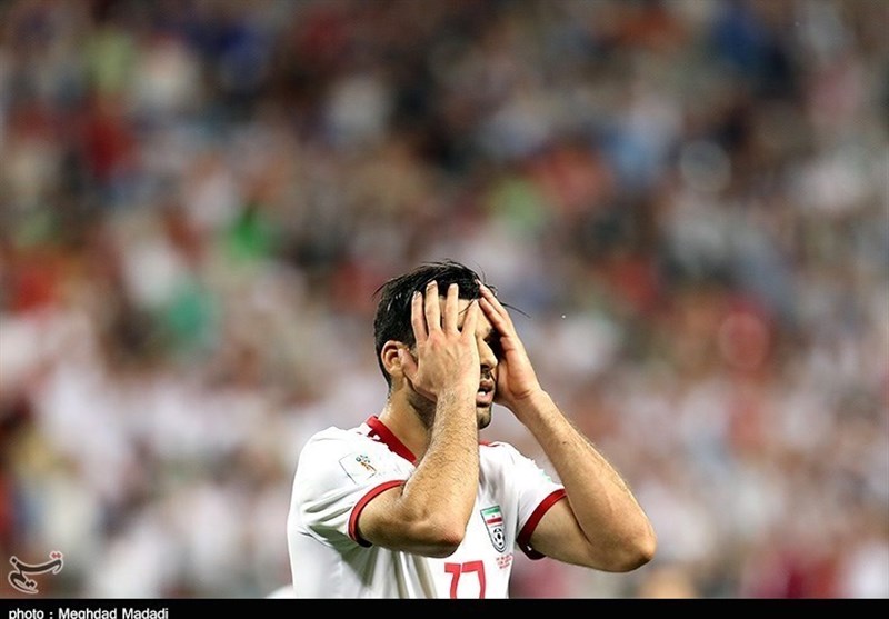 طارمی: مردم به خودم بدوبیراه بگویند و با خانوادهام کاری نداشته باشند/