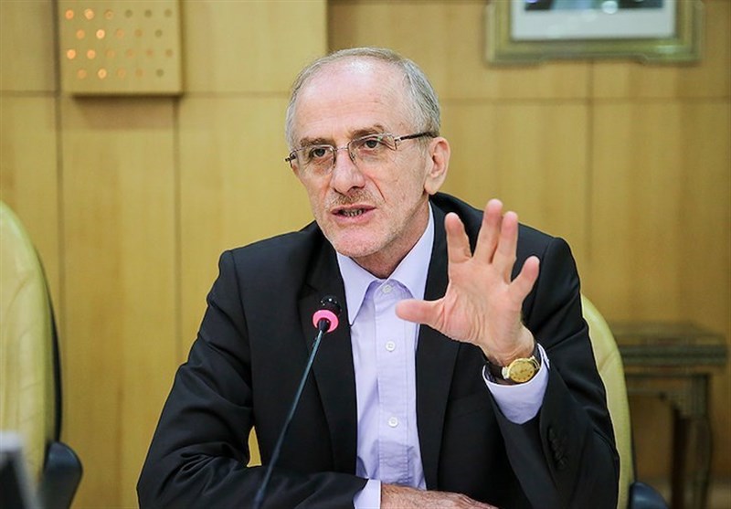 امروز؛ آغاز بیمه تکمیلی رایگان 900 هزار راننده کامیون