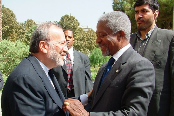 متکی: کوفی عنان یک سازمان مللی حرفه‌ای بود که جنس جهان سومی داشت