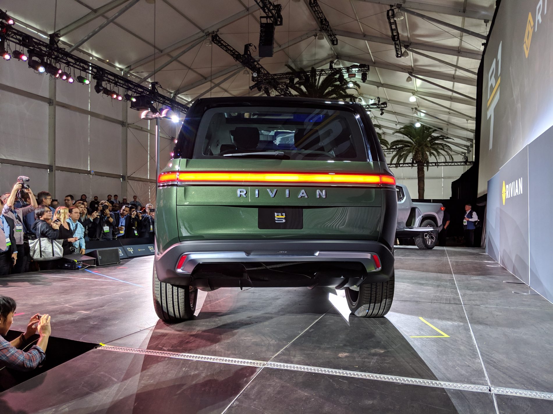 نمایشگاه خودرویی لسآنجلس نمایشگاه خودرویی لسآنجلس