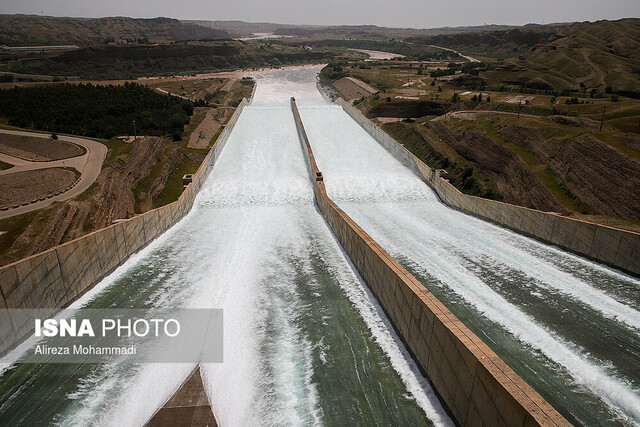 نگرانی در مورد شکستن سد کرخه، بی‌معنی است / کارون ثابت می‌ماند